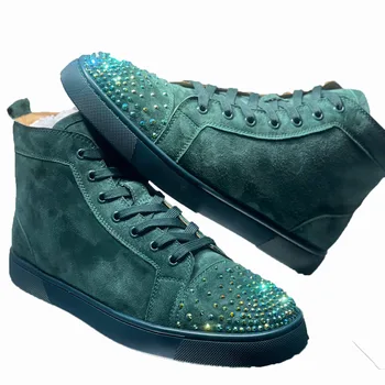 Модные брендовые мужские туфли с высоким берцем и красной подошвой, роскошные кроссовки для вождения, украшенные кристаллами, заклепки на носках, зеленая замша, натуральная кожа