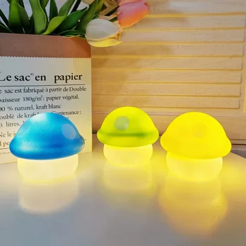 Kawaii Mini Mushroom LED Light Пластиковая Художественная Творческая Электронная Свеча на День Святого Валентина В Романтической Атмосфере Лампы