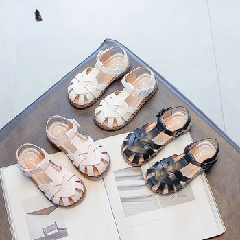 сандалии для девочек; летняя новинка 2023 года; модная повседневная обувь принцессы; маленькие дети любят студенческую пляжную обувь; однотонная обувь;