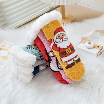 Коралловые бархатные рождественские носки для малышей с героями мультфильмов, домашний утолщенный бархатный спальный ягненок и бархатные носки в пол