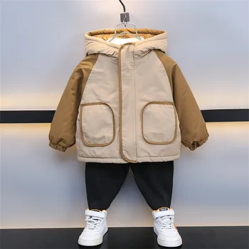 Кашемировое пальто с хлопчатобумажной подкладкой для мальчиков, зимняя атмосфера, сгущающая пирог, чтобы преодолеть прилив детской зимней одежды с хлопчатобумажной подкладкой